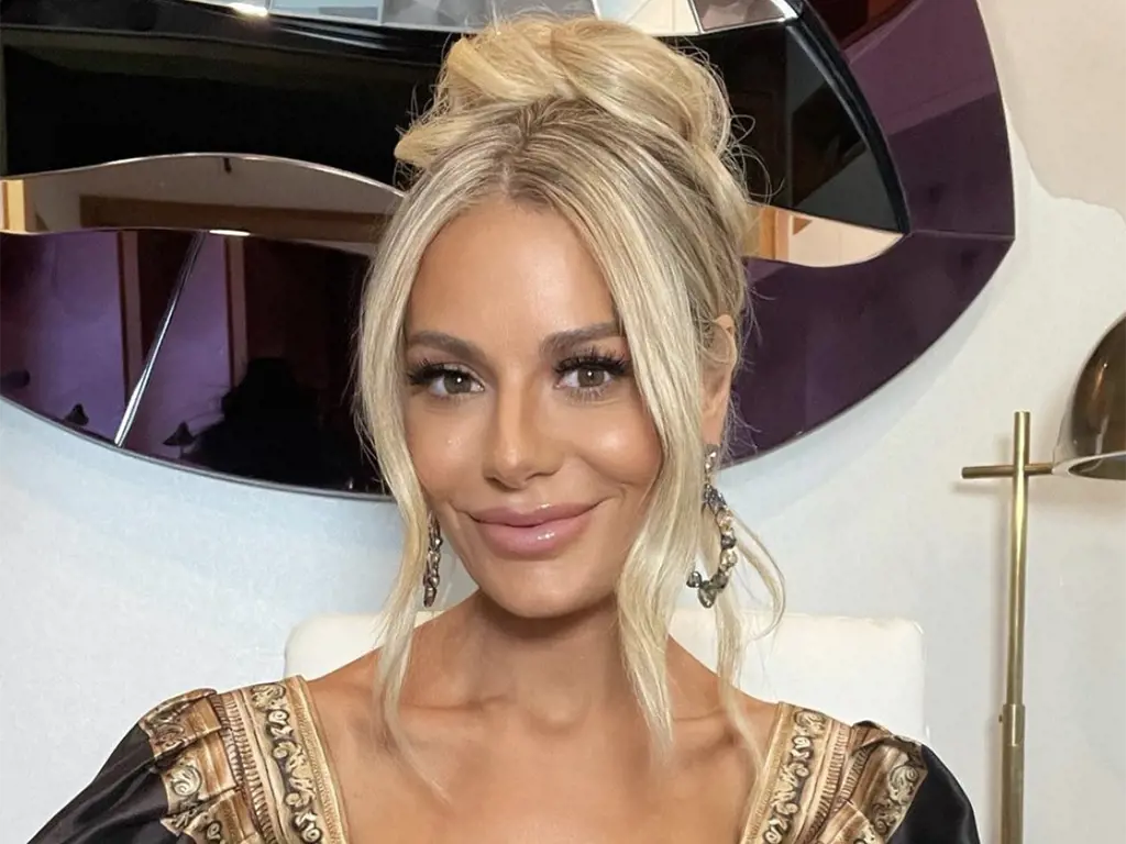 Dorit Kemsley is a cast of Real Housewives of Beverley Hill.