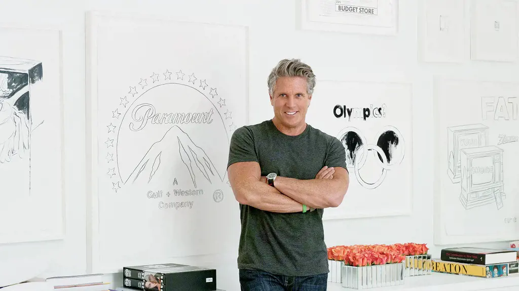 Donny Deutsch is a former Chairman of the advertising agency Deutsch Inc. and a branding and marketing expert from the United States.