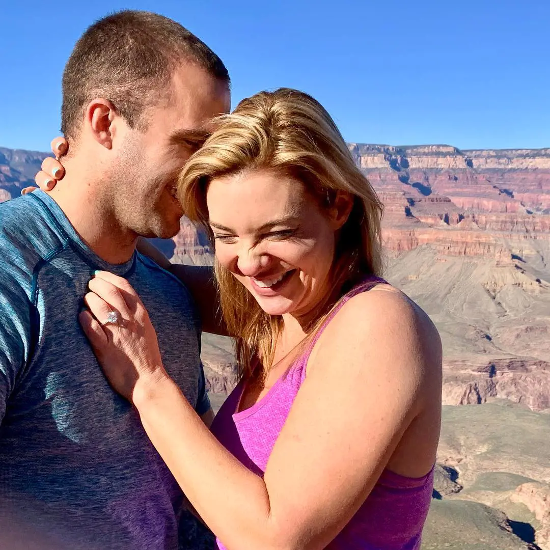 The lovebirds engaged at the Grand Canyon Park in April 2019