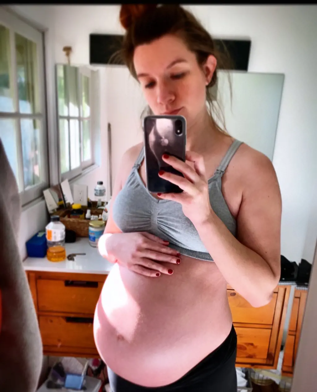 Pregnant Johnna took mirror selfie