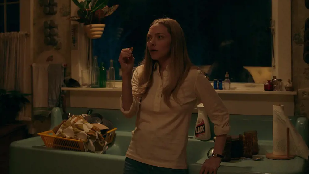 Oscar-nominated actress Amanda Seyfried played Catherine in the supernatural film  