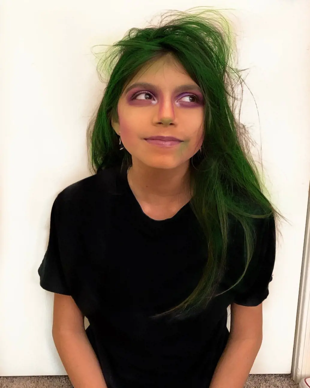 FaceTune Green Hair Color Tried By Beauty_by_dimples Instagram page