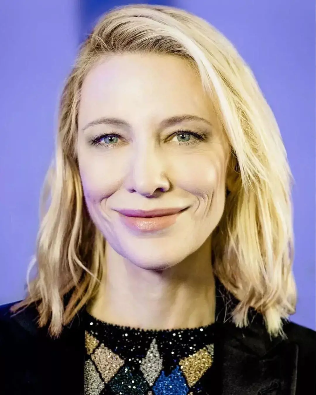 Cate smiling wearing makeup by Mary Greenwell for WDR (Photo Credit: Thomas Kierok)